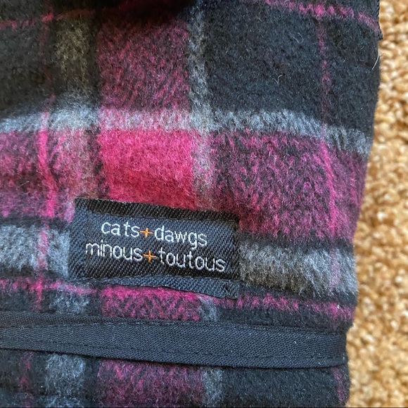 XS Dog Coat - Adjustable - Picture 2 of 8